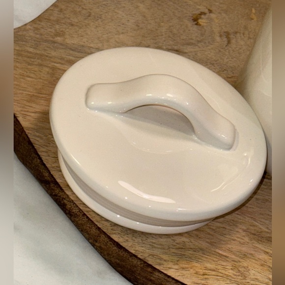 Rae Dunn Snack Cookie Jar Canister with Lid 9” - Picture 5 of 6